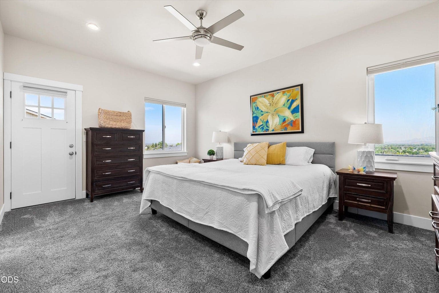 Photo of 3525 SW Hillcrest Court 26 of 59