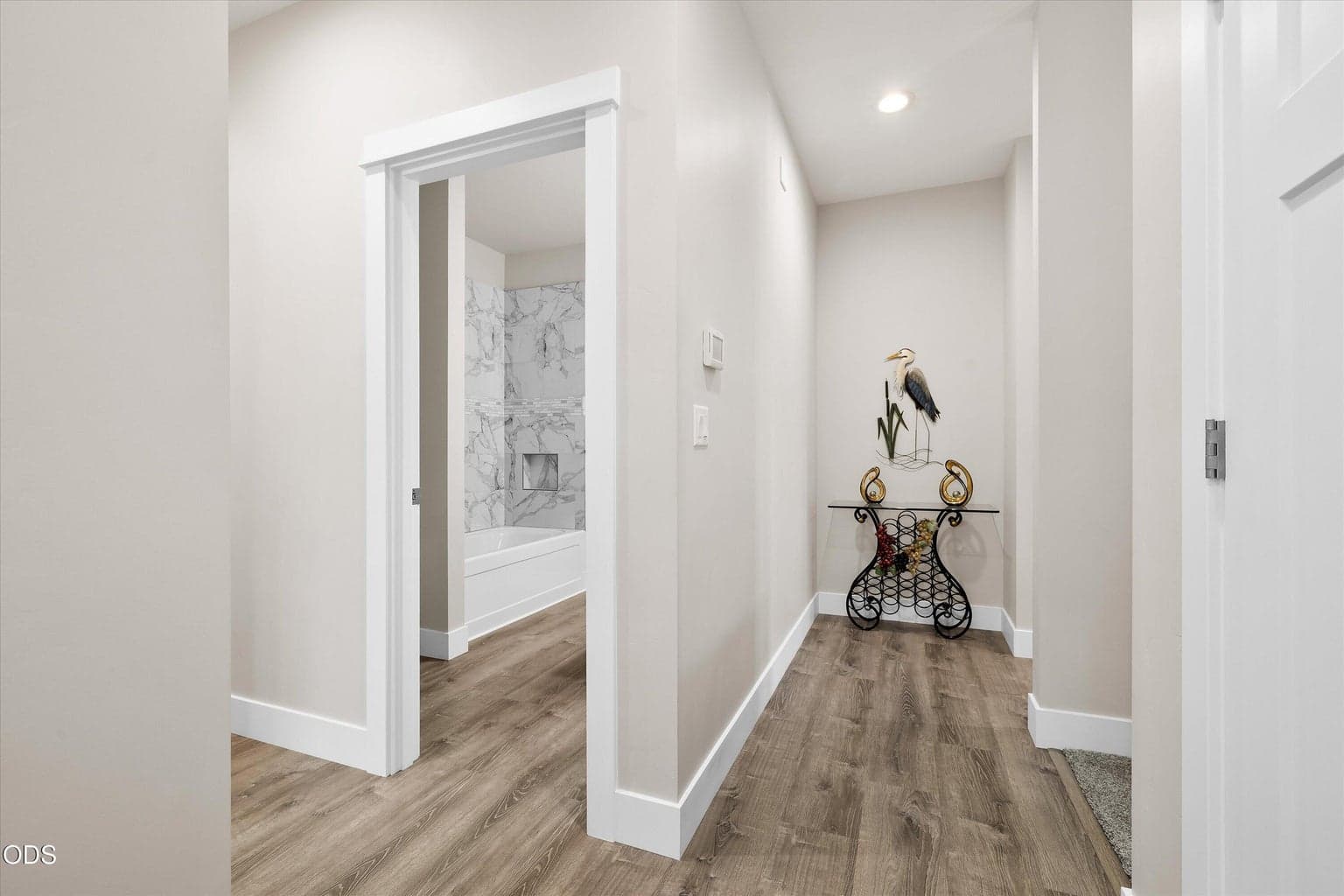 Photo of 3525 SW Hillcrest Court 36 of 59