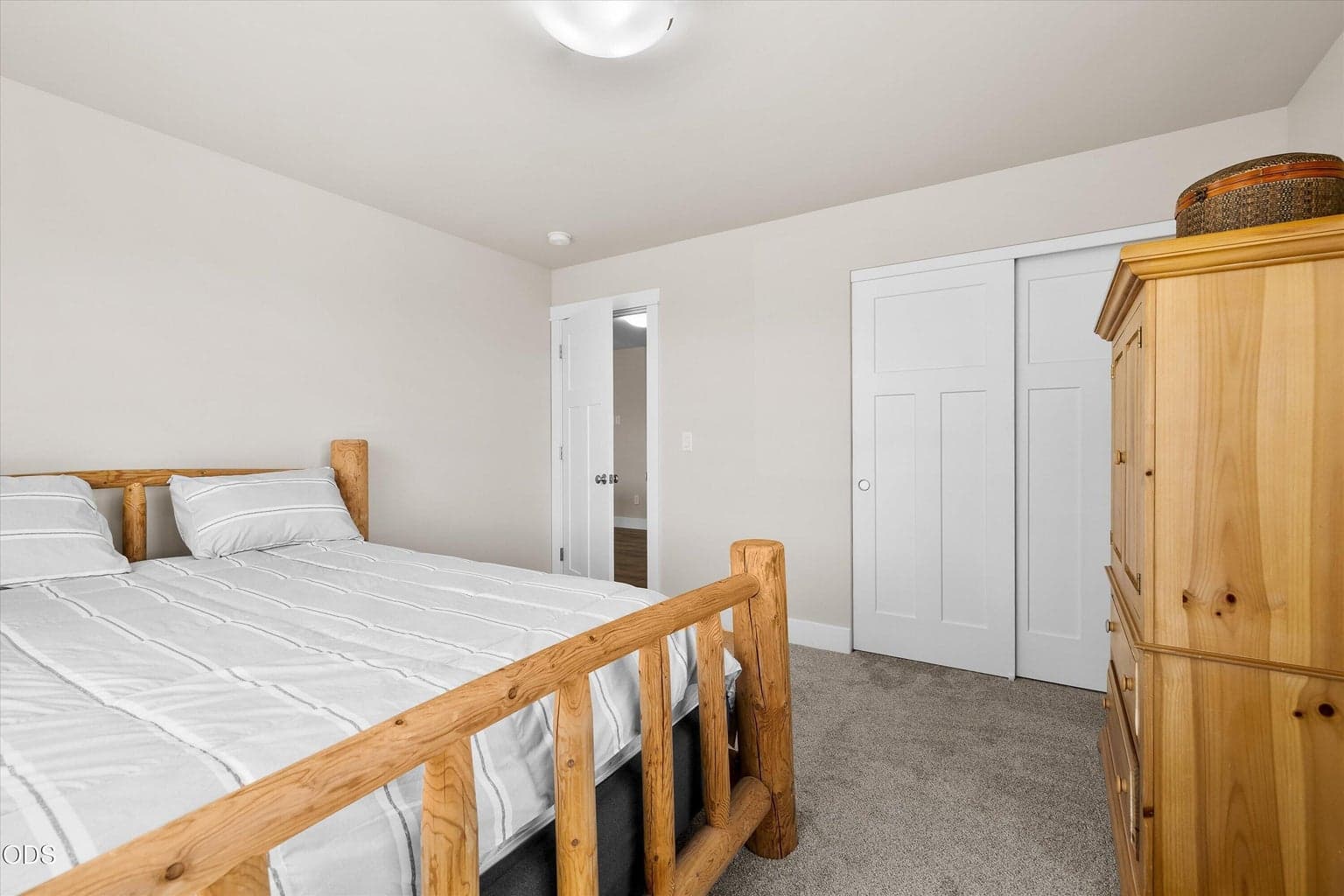 Photo of 3525 SW Hillcrest Court 45 of 59