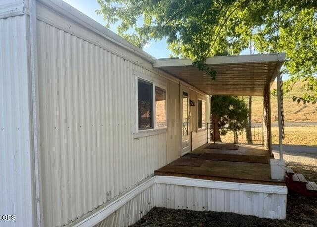 Photo of 939 Valley View Road 2 of 4