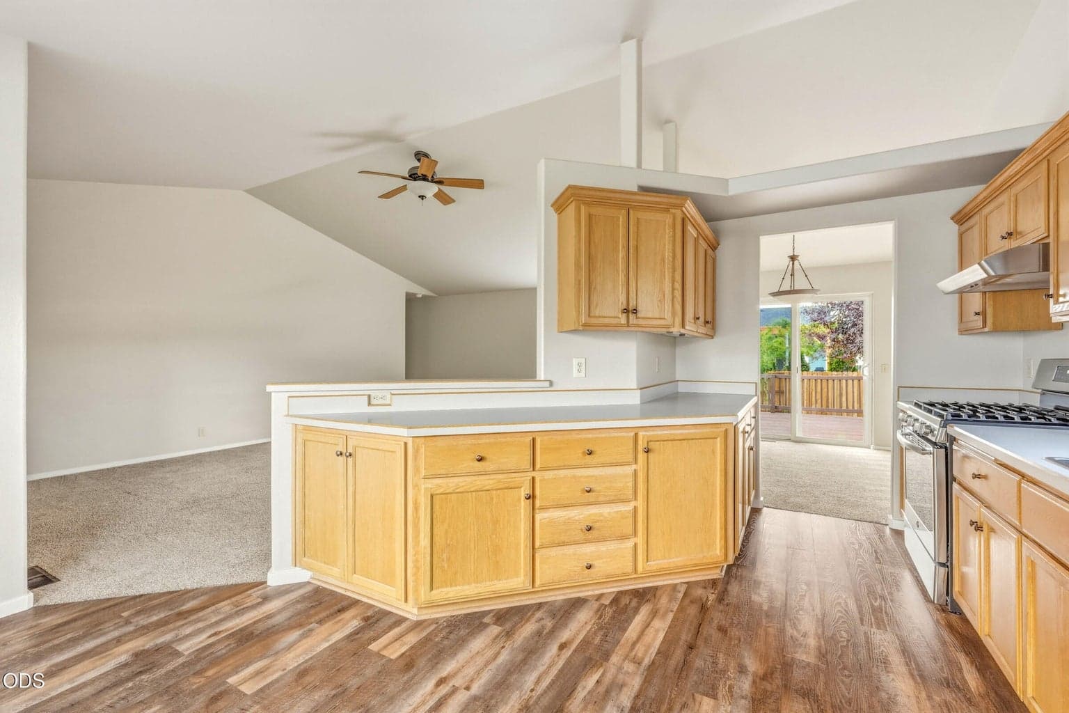 Photo of 21326 Starling Drive 8 of 38