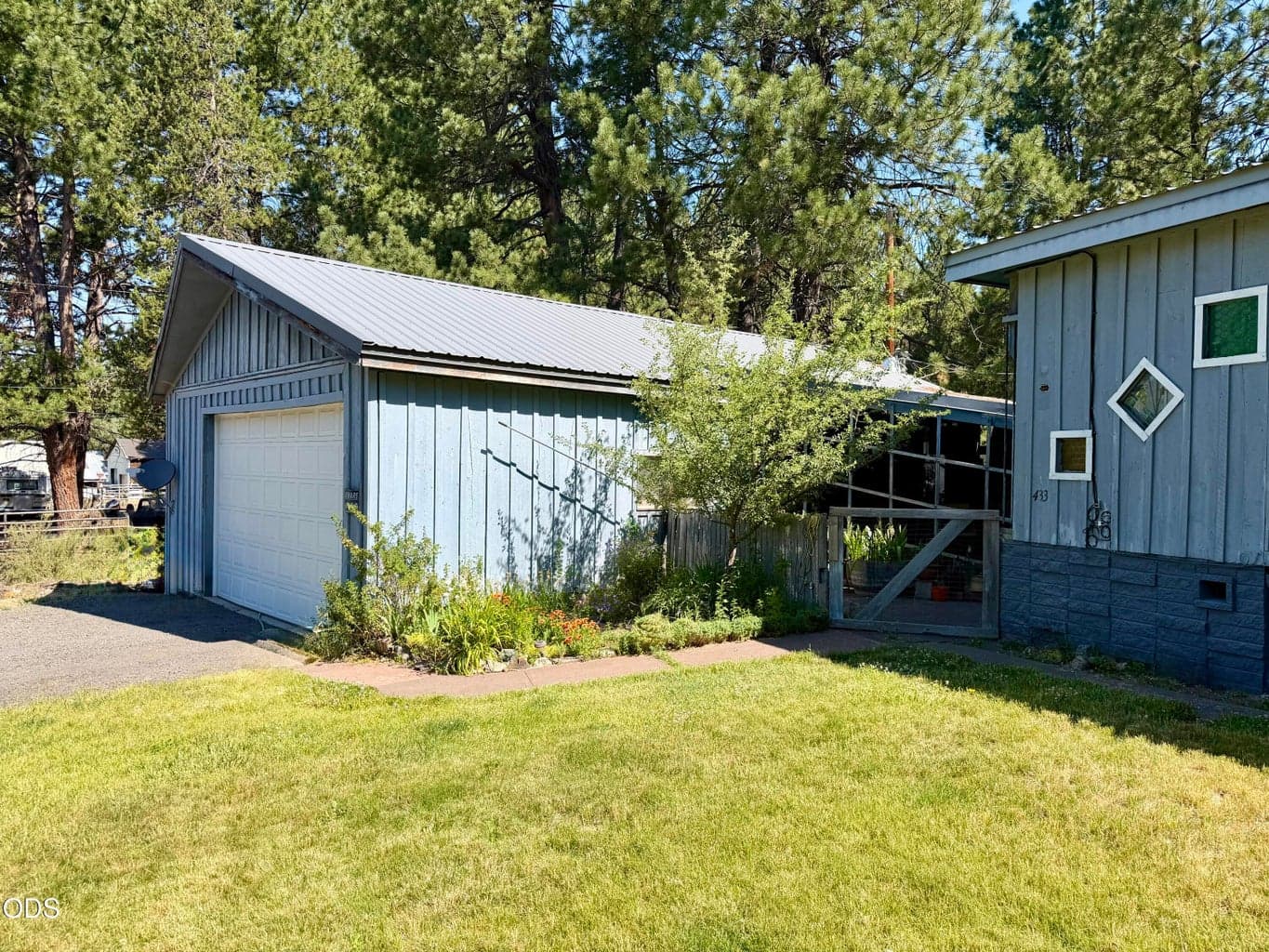 Photo of 433 Potter Street 5 of 12