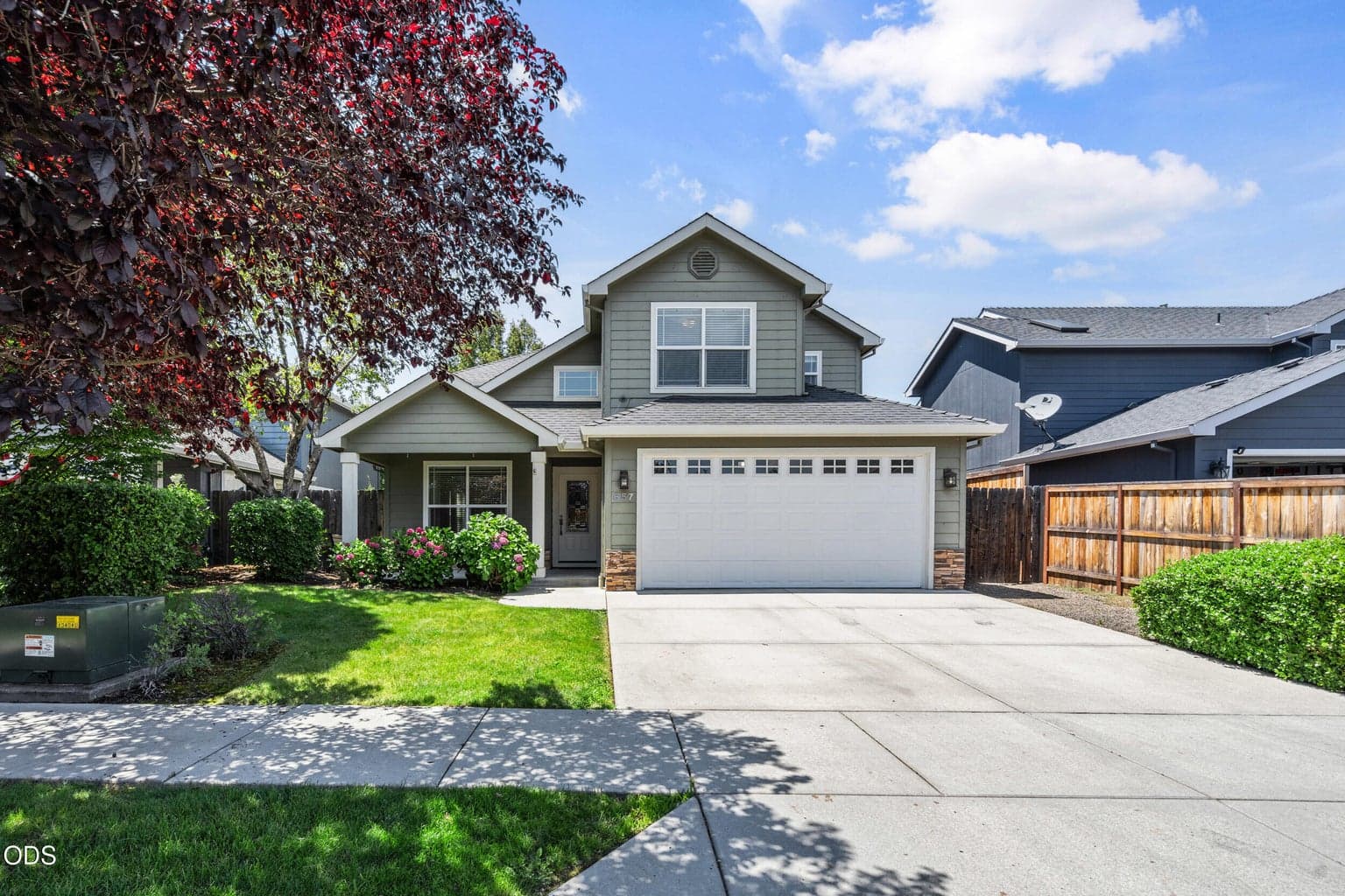 Photo of 657 Spring Valley Drive 1 of 36