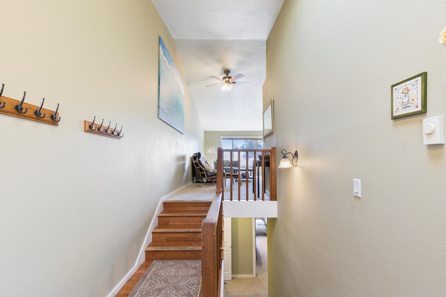 Photo of 986 Centennial Street 5 of 23