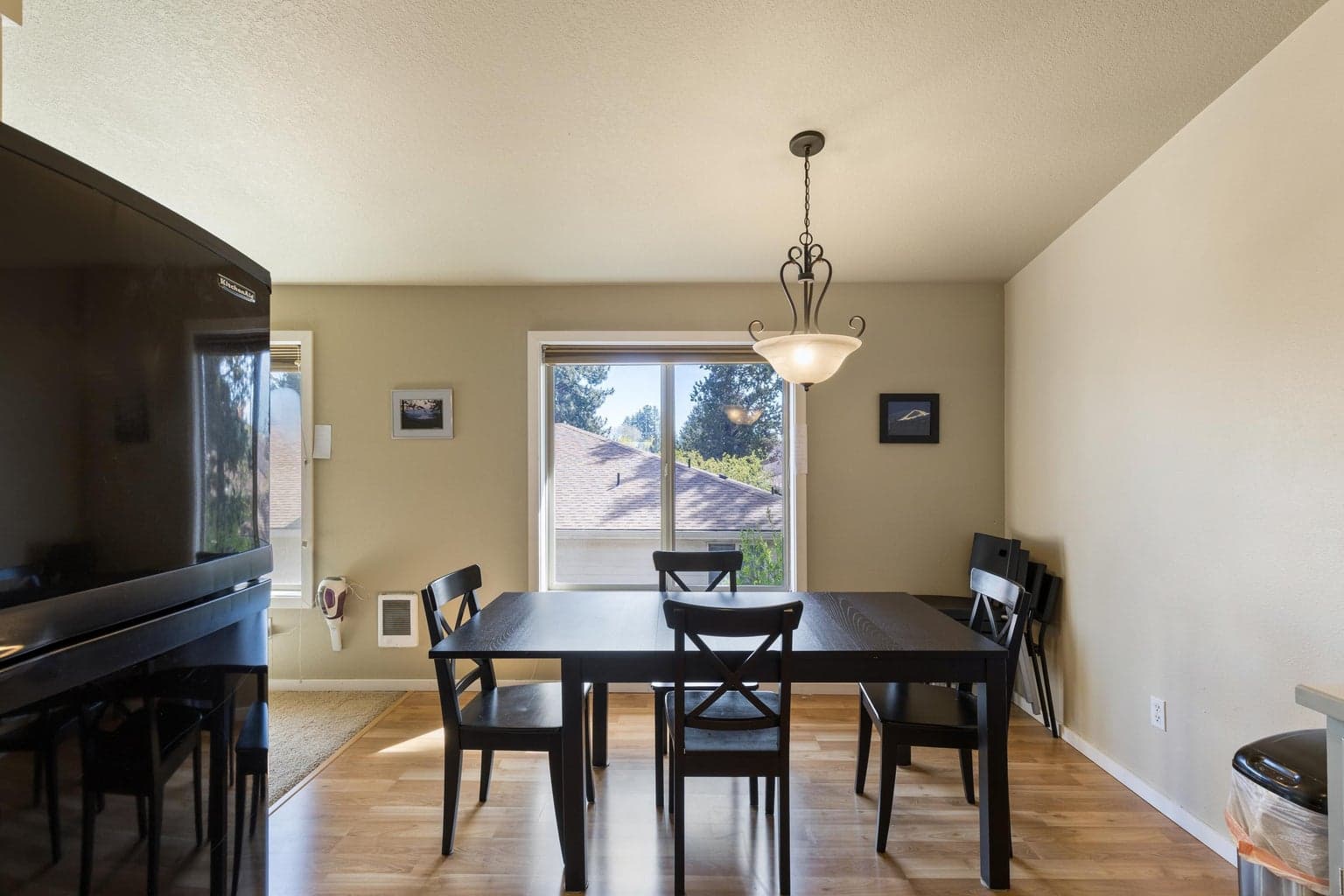 Photo of 986 SE Centennial Street 10 of 23