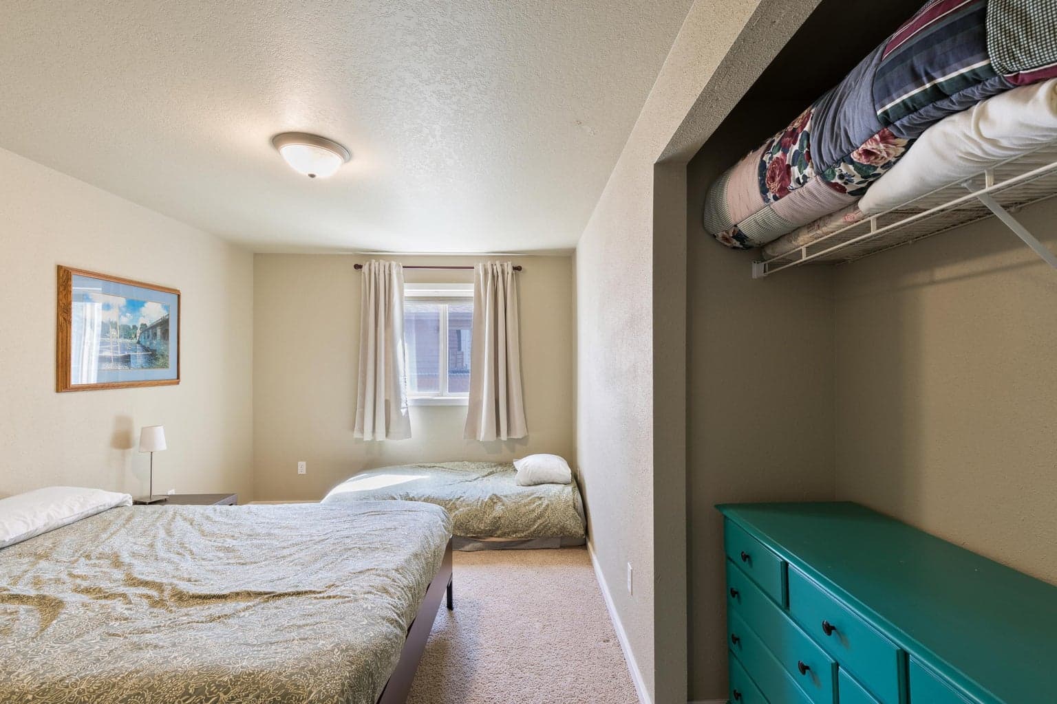 Photo of 986 SE Centennial Street 16 of 23