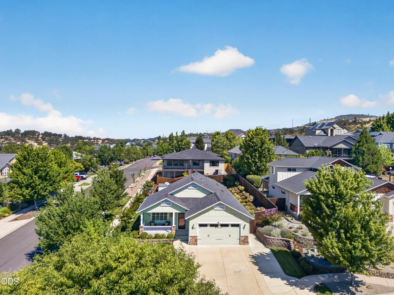 Photo of 4303 Vineyard Terrace 1 of 43