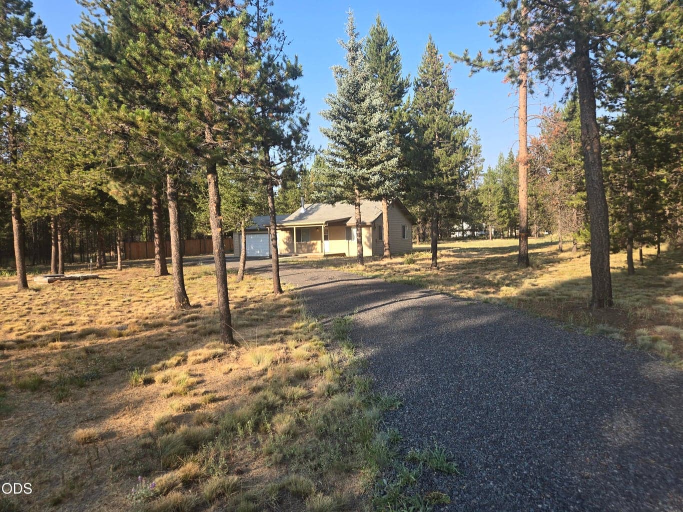 Photo of 52460 Pine Drive 4 of 16