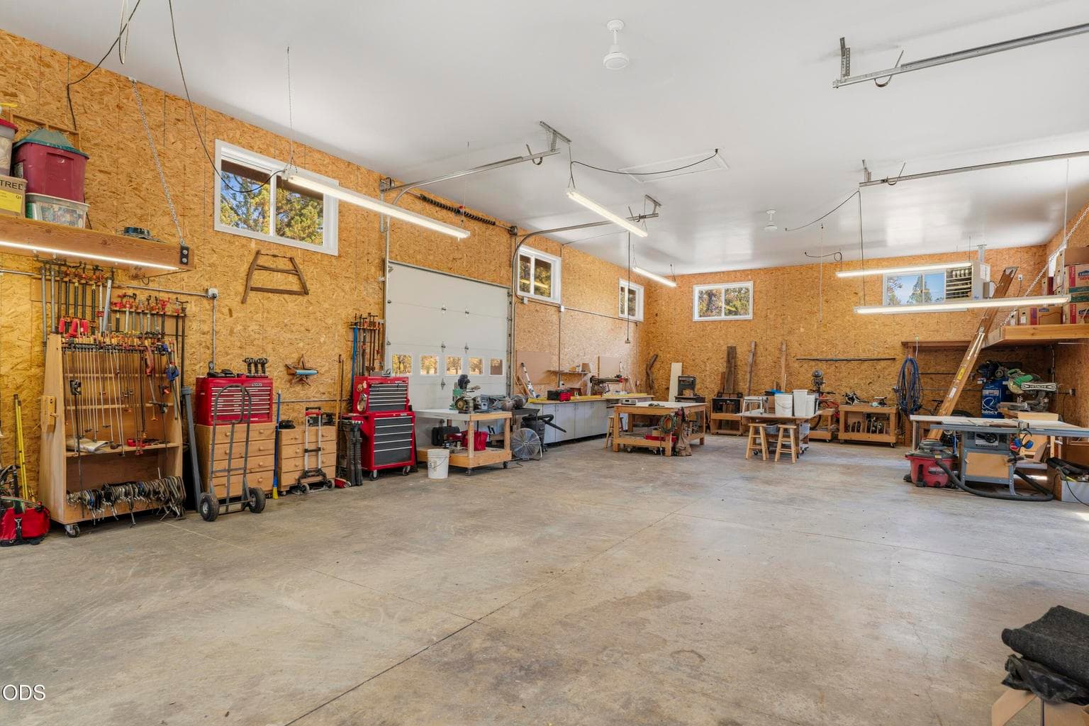 Photo of 17760 Edmundson Road 43 of 70