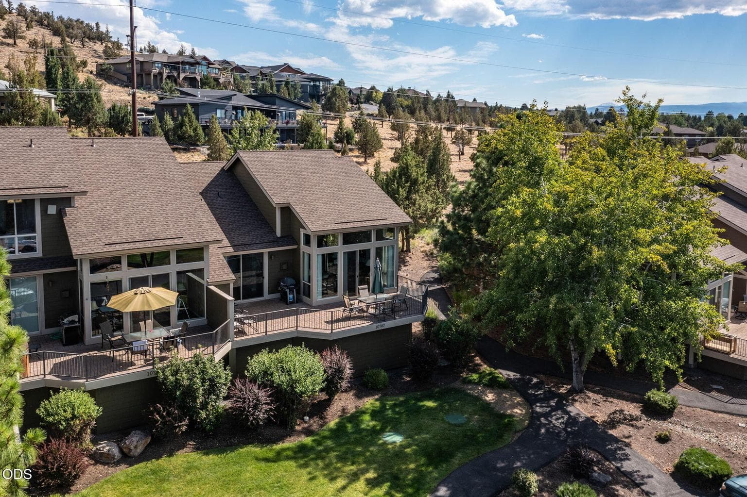 Photo of 10707 Village Loop 24 of 41