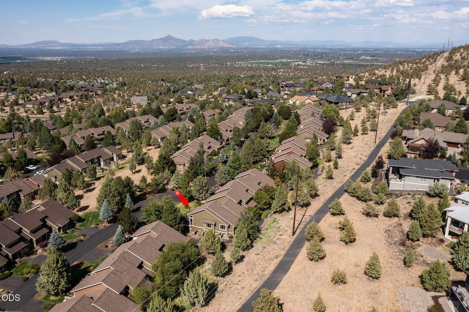 Photo of 10707 Village Loop 29 of 41
