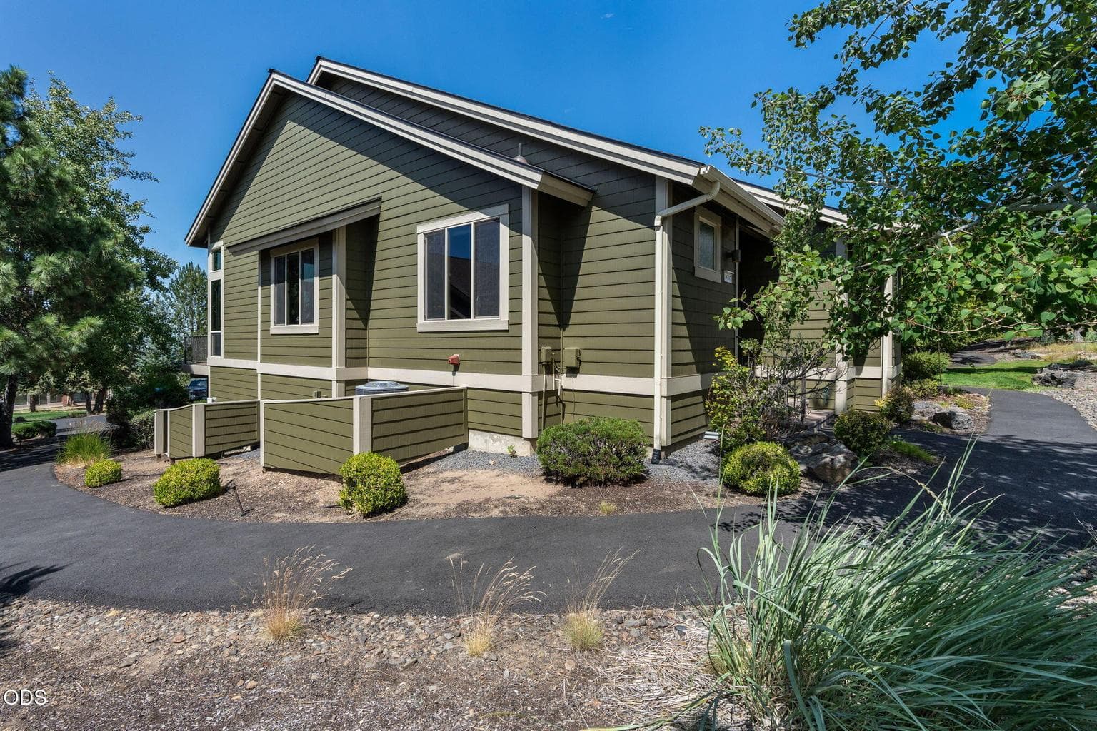 Photo of 10707 Village Loop 41 of 41