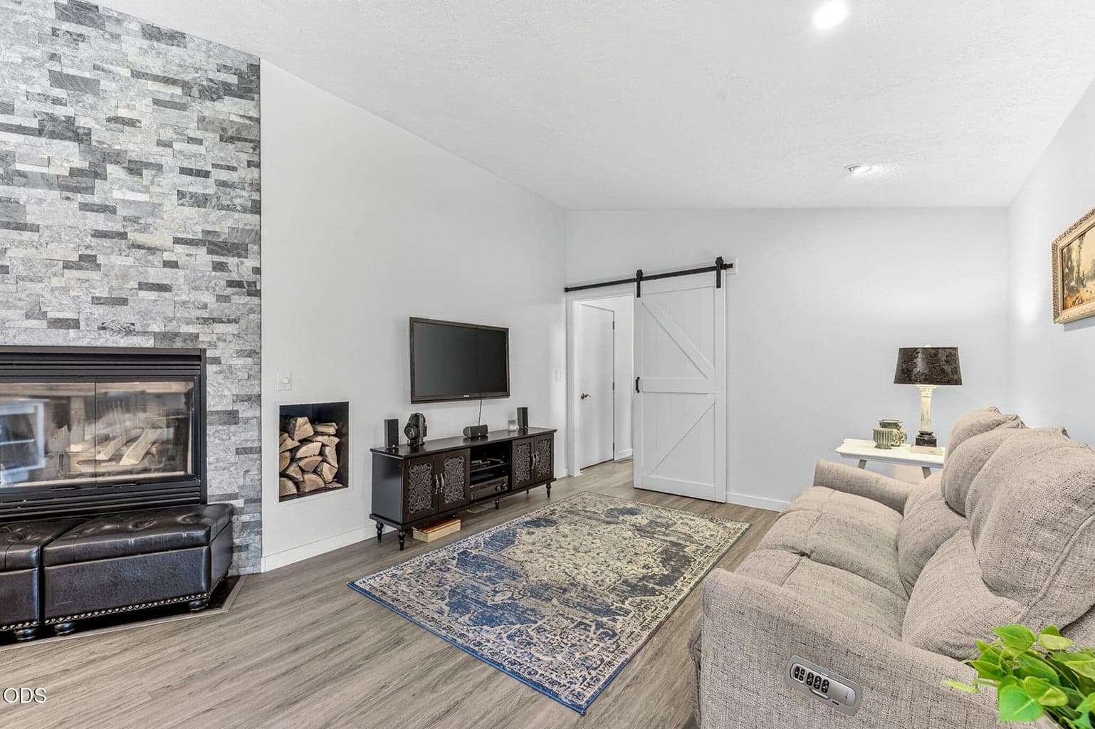Photo of 64561 Joe Neil Road 17 of 42