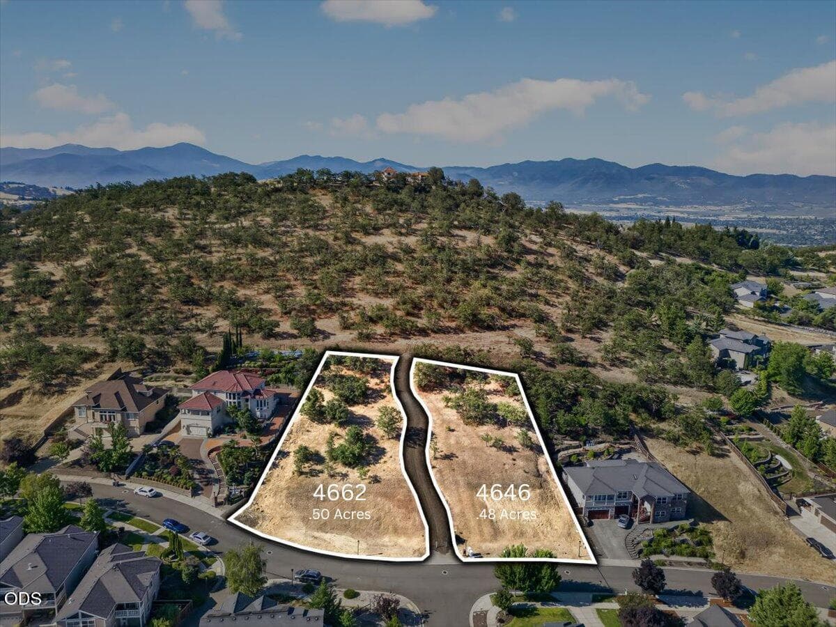 Photo of 4646 Hathaway Drive 3 of 13