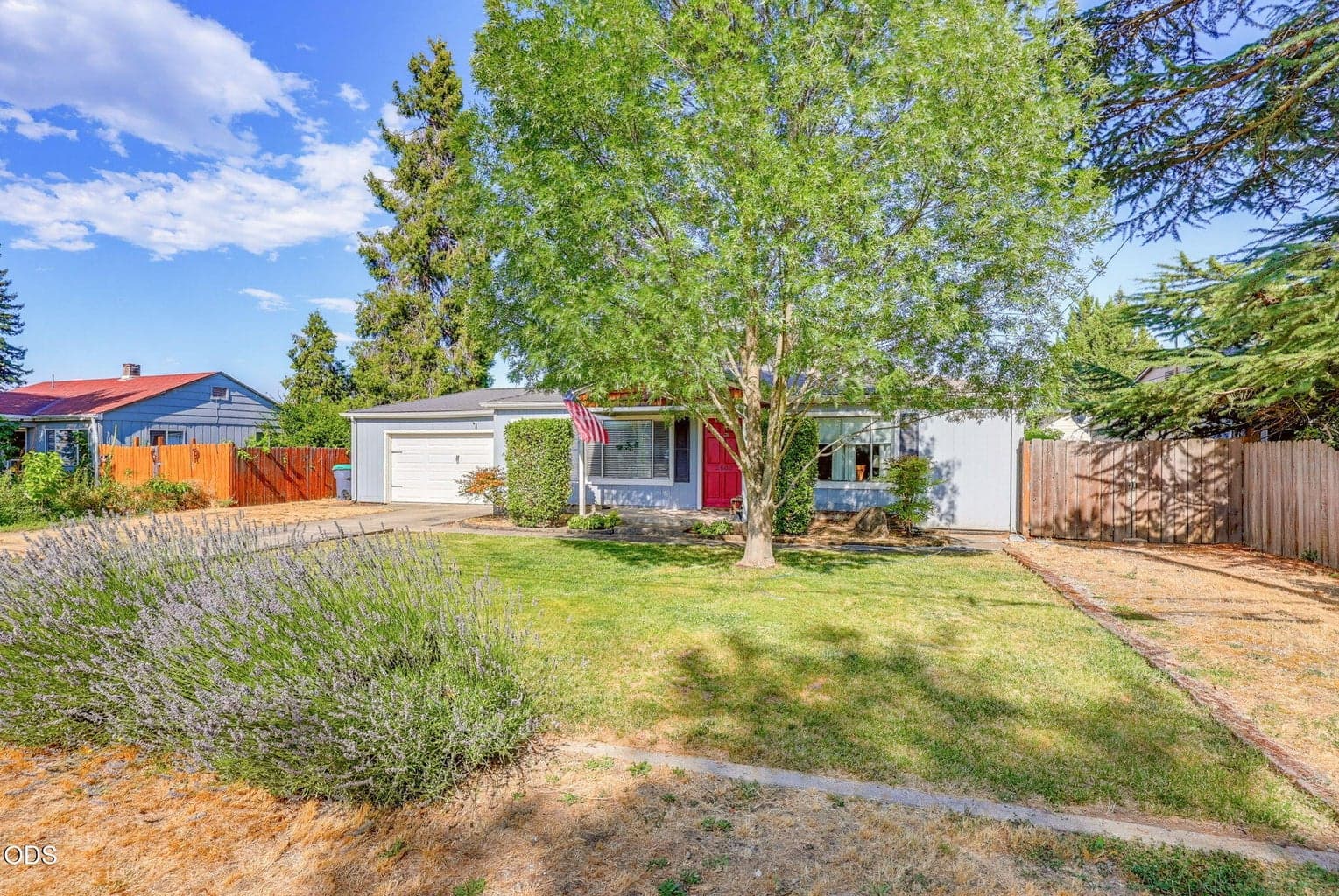 Photo of 2680 Elliott Avenue 1 of 36