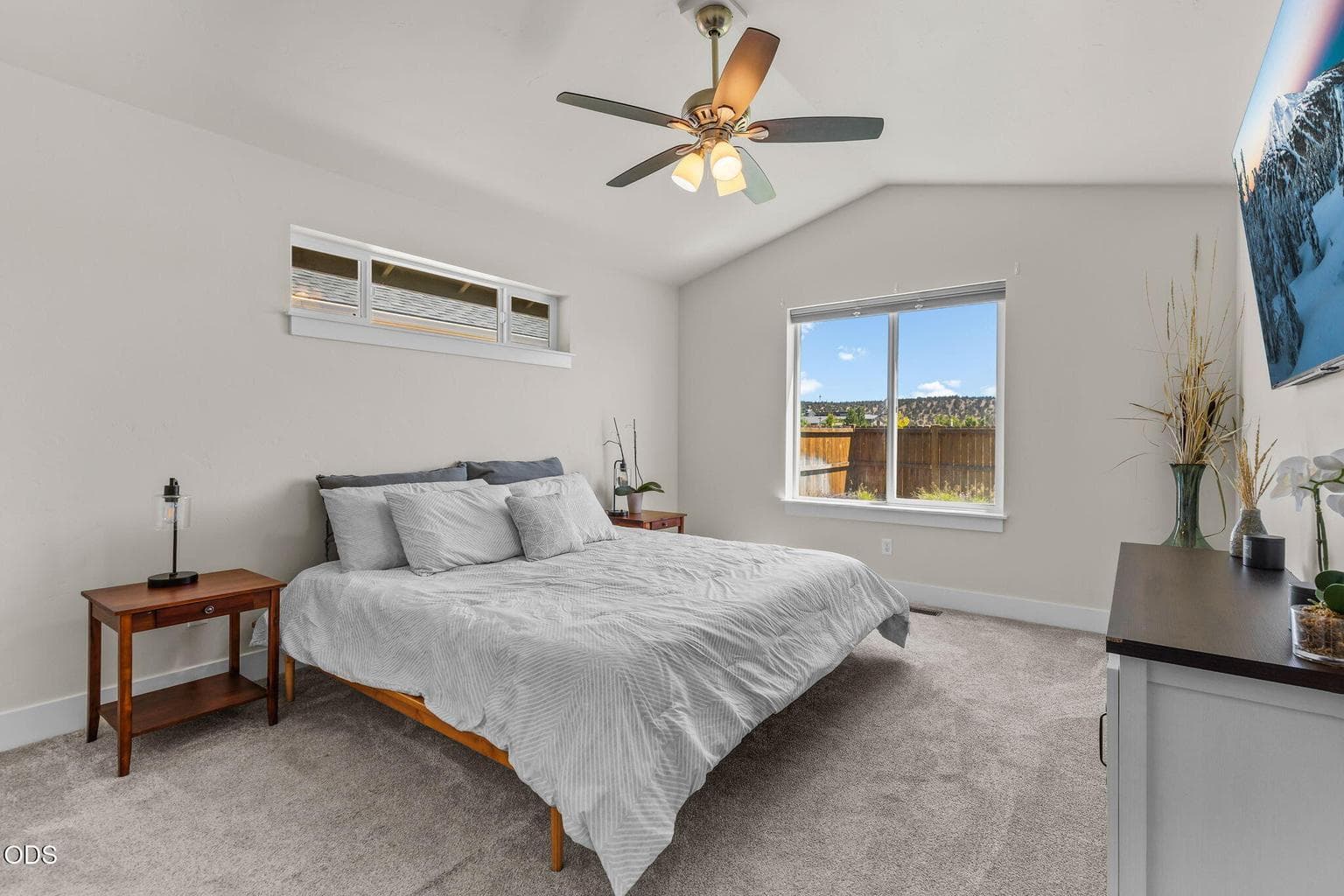 Photo of 680 NE Trestle Street 16 of 42