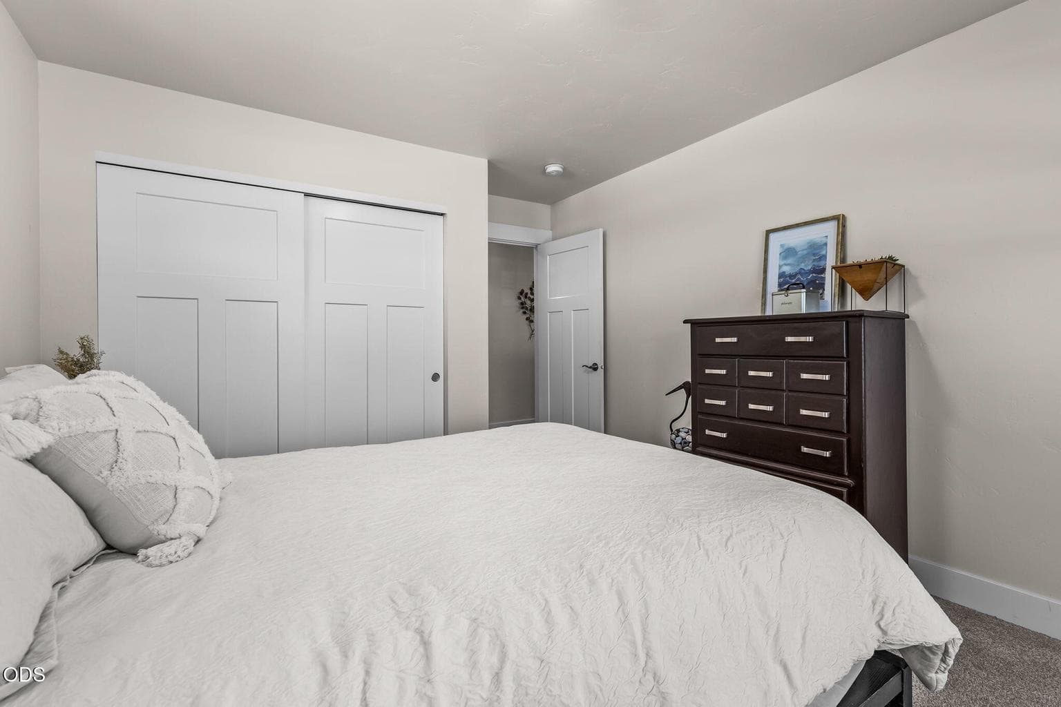 Photo of 680 NE Trestle Street 25 of 42