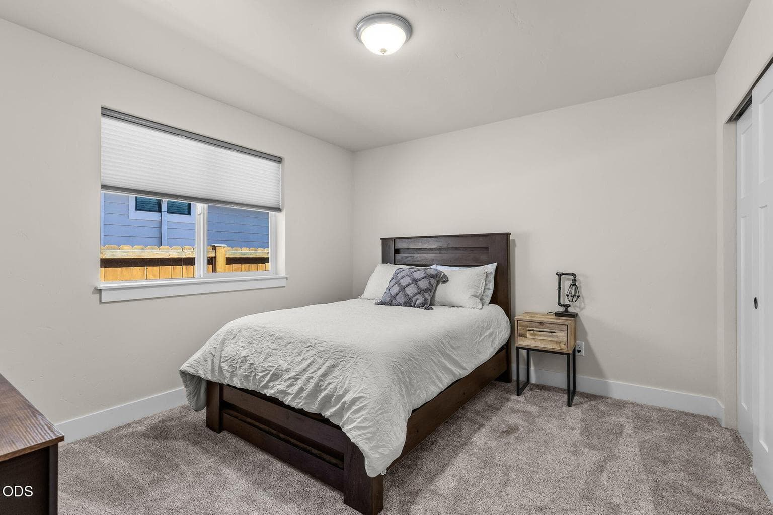 Photo of 680 NE Trestle Street 29 of 42