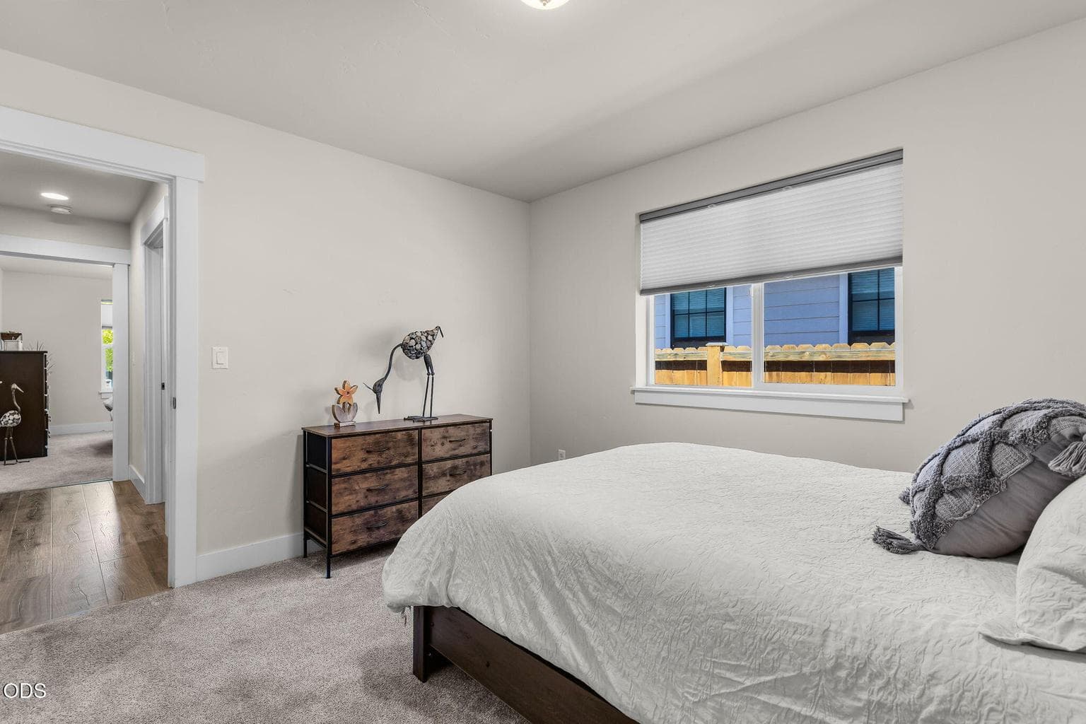 Photo of 680 NE Trestle Street 31 of 42