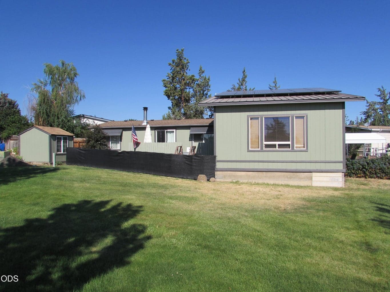 Photo of 2633 Obsidian Avenue 2 of 27