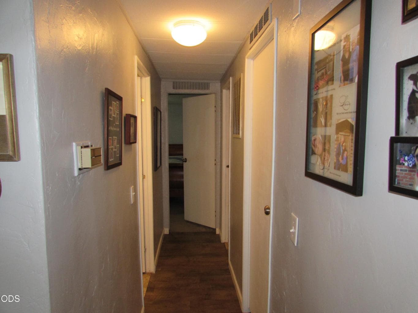 Photo of 2633 SW Obsidian Avenue 18 of 27