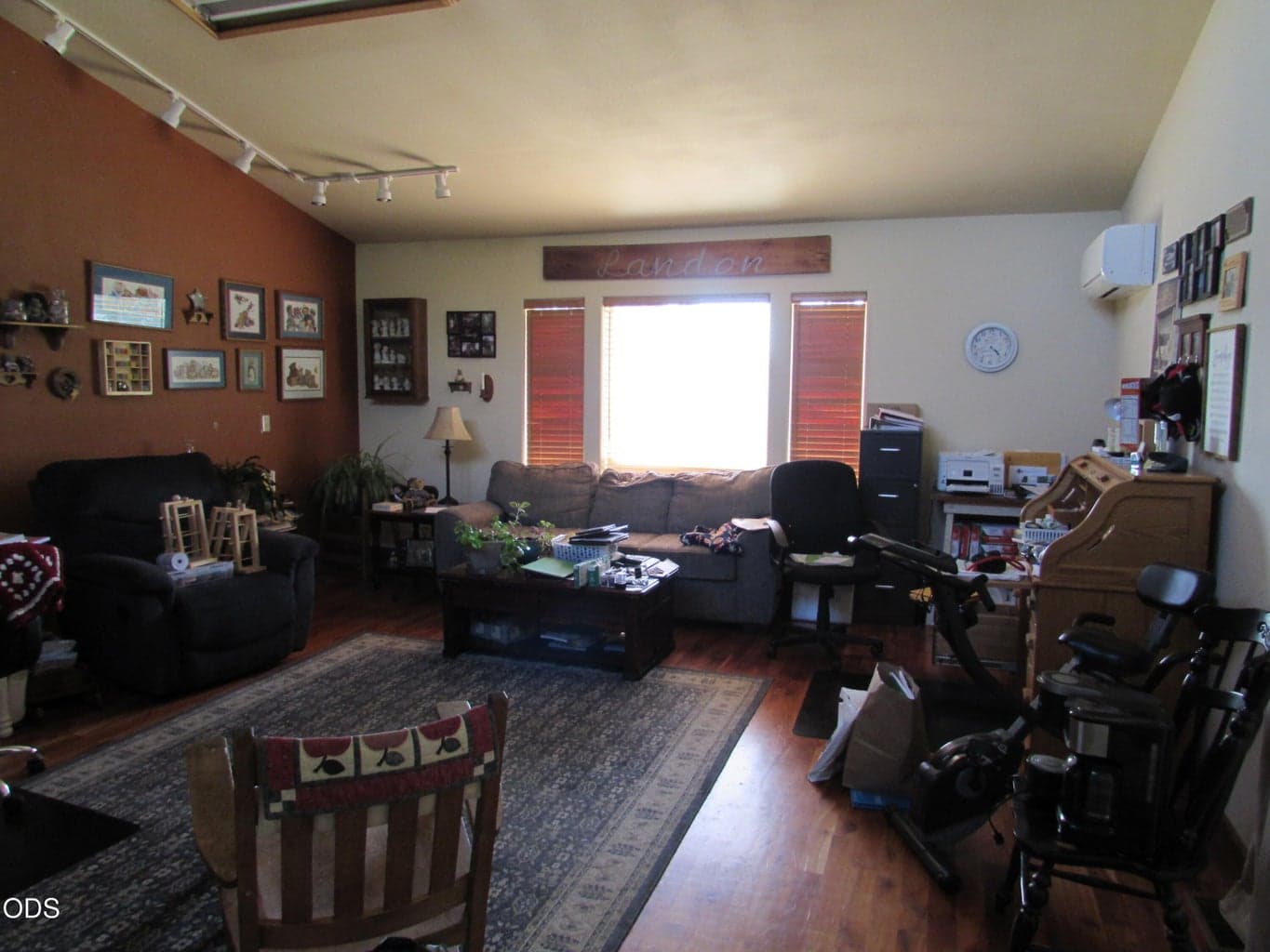 Photo of 2633 SW Obsidian Avenue 25 of 27