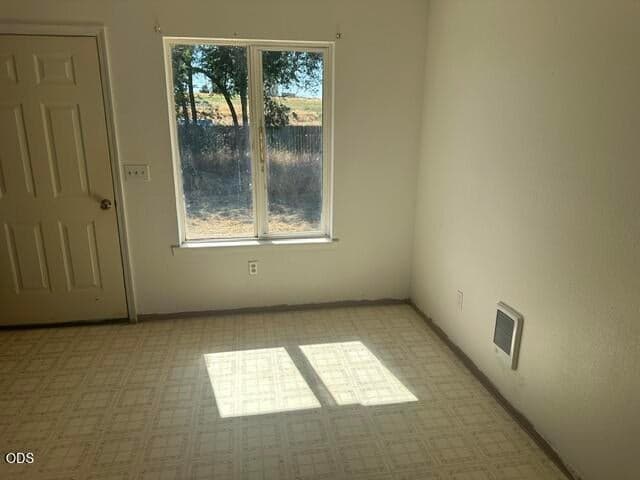 Photo of 3025 Greenleaf 5 of 19