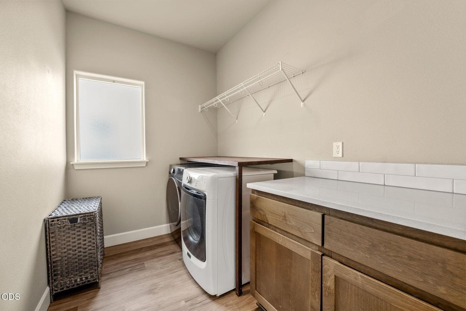 Photo of 2570 NW Spruce Place 19 of 42