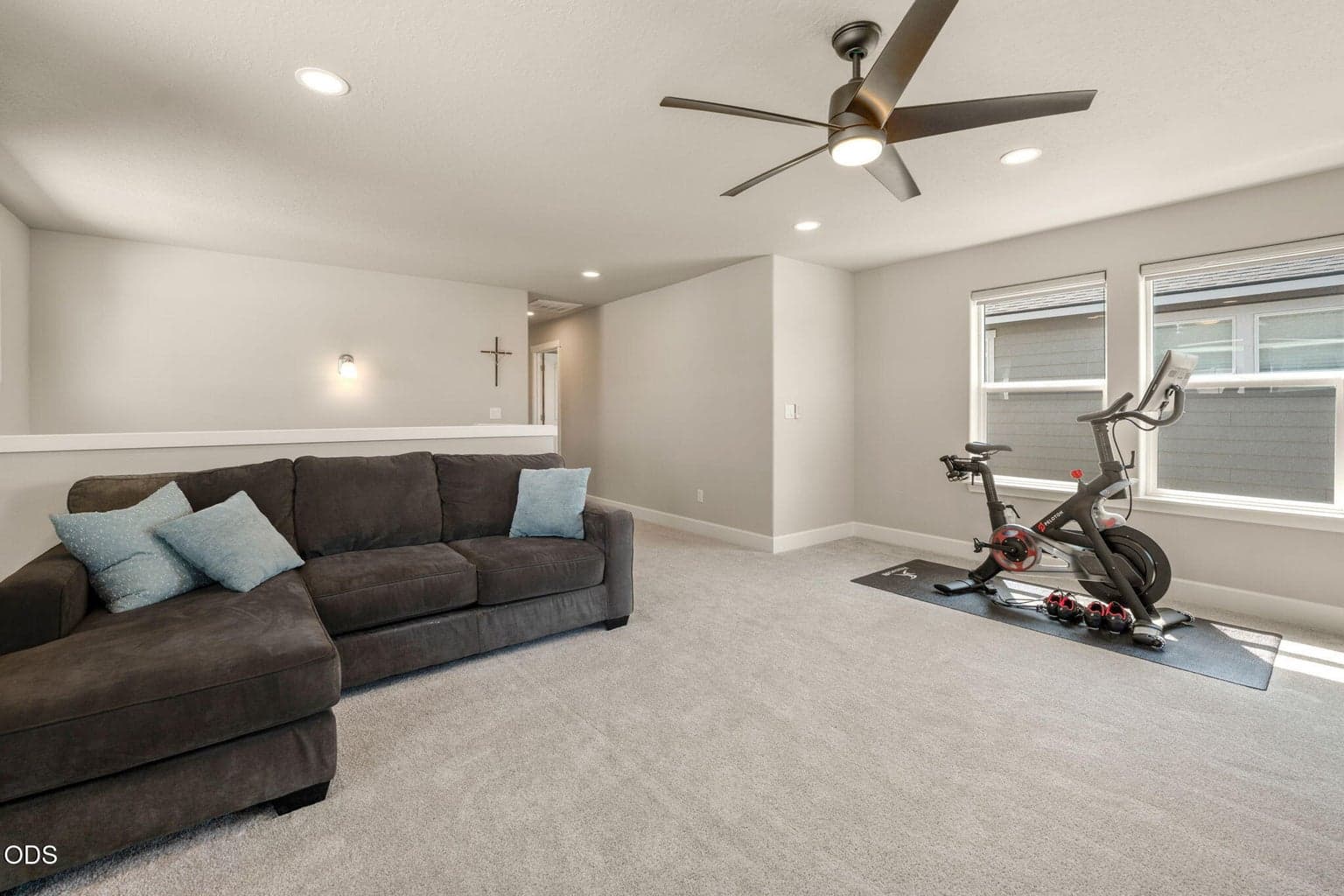 Photo of 2570 NW Spruce Place 24 of 42