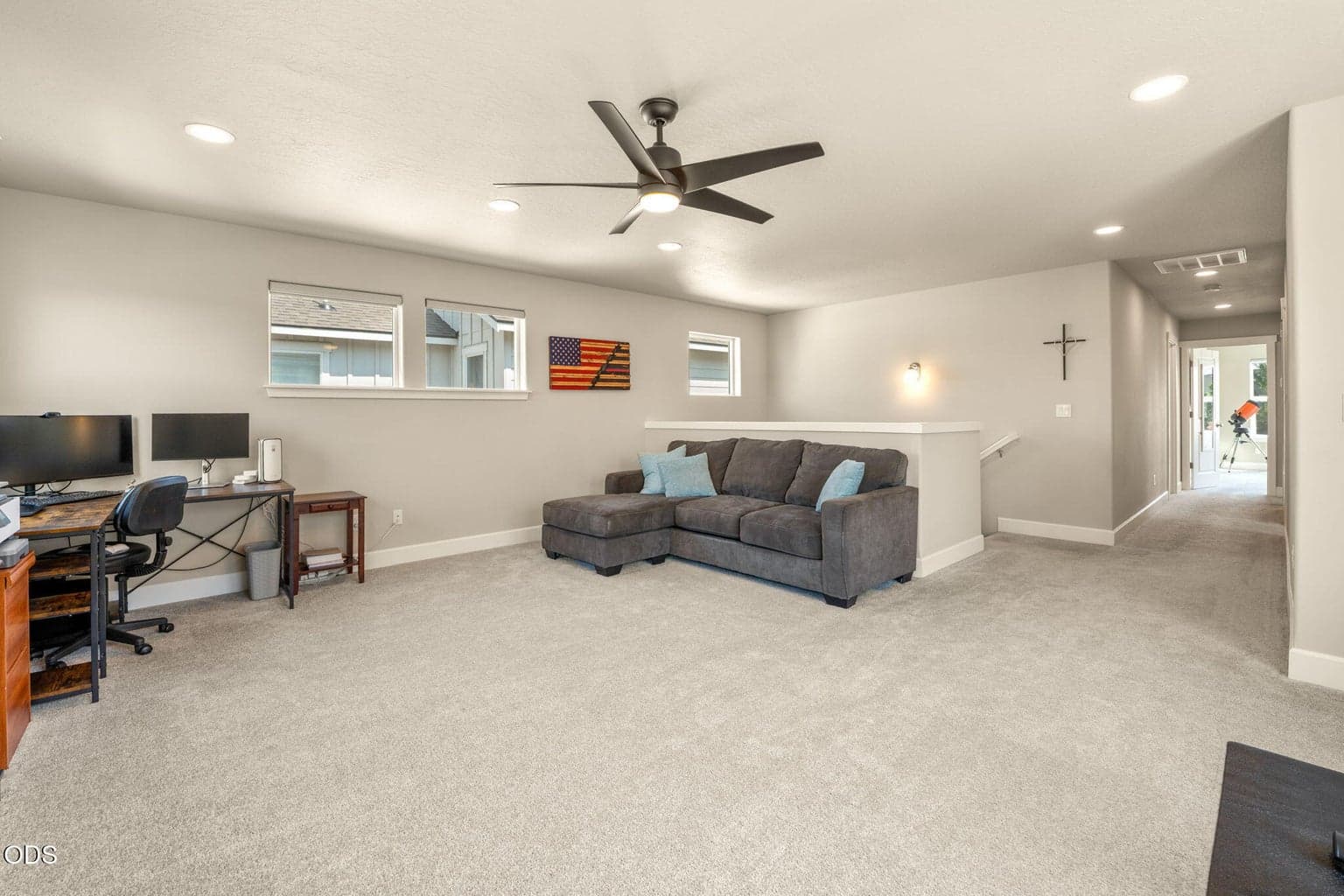 Photo of 2570 NW Spruce Place 25 of 42