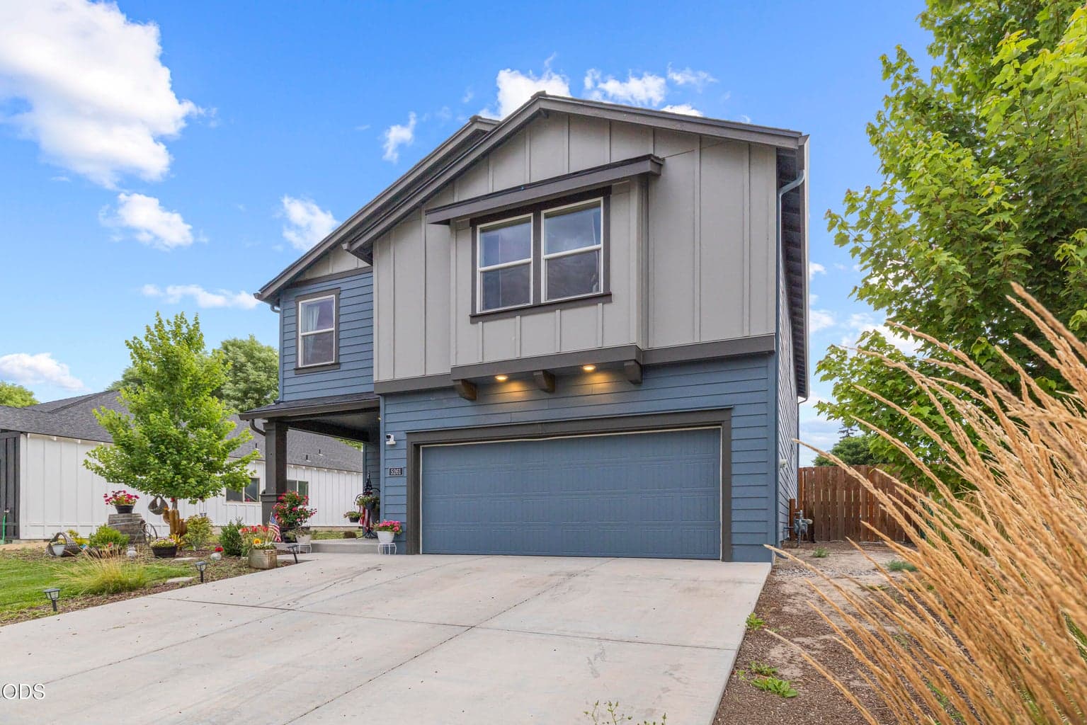Photo of 5261 Amberview Lane 3 of 45