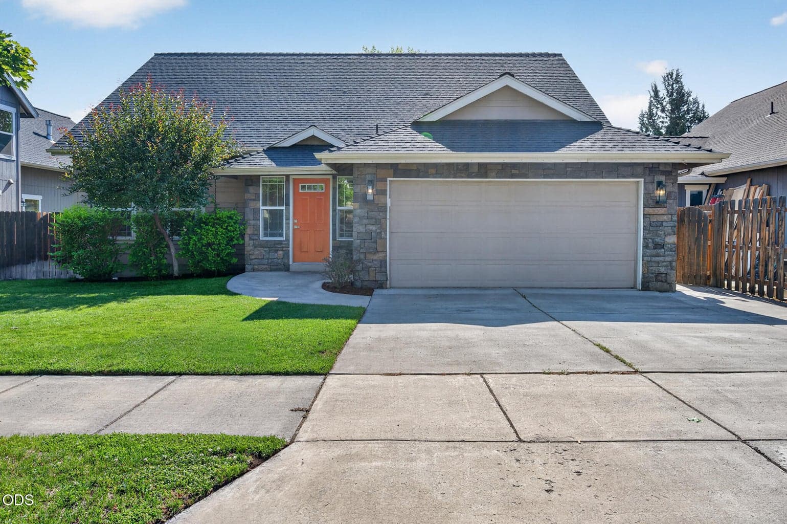 Photo of 3190 Delmas Street 1 of 43