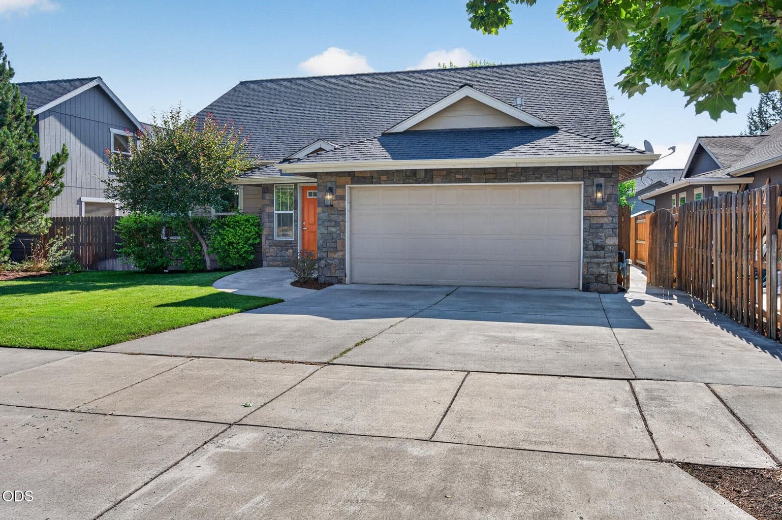 Photo of 3190 Delmas Street 3 of 43