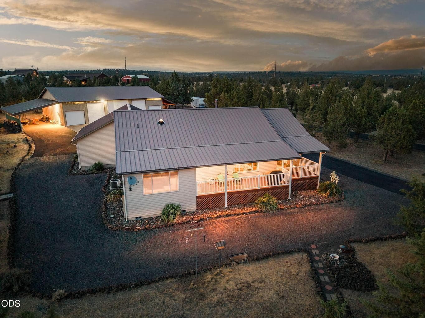 Photo of 9503 SE Ridge View Road 48 of 51