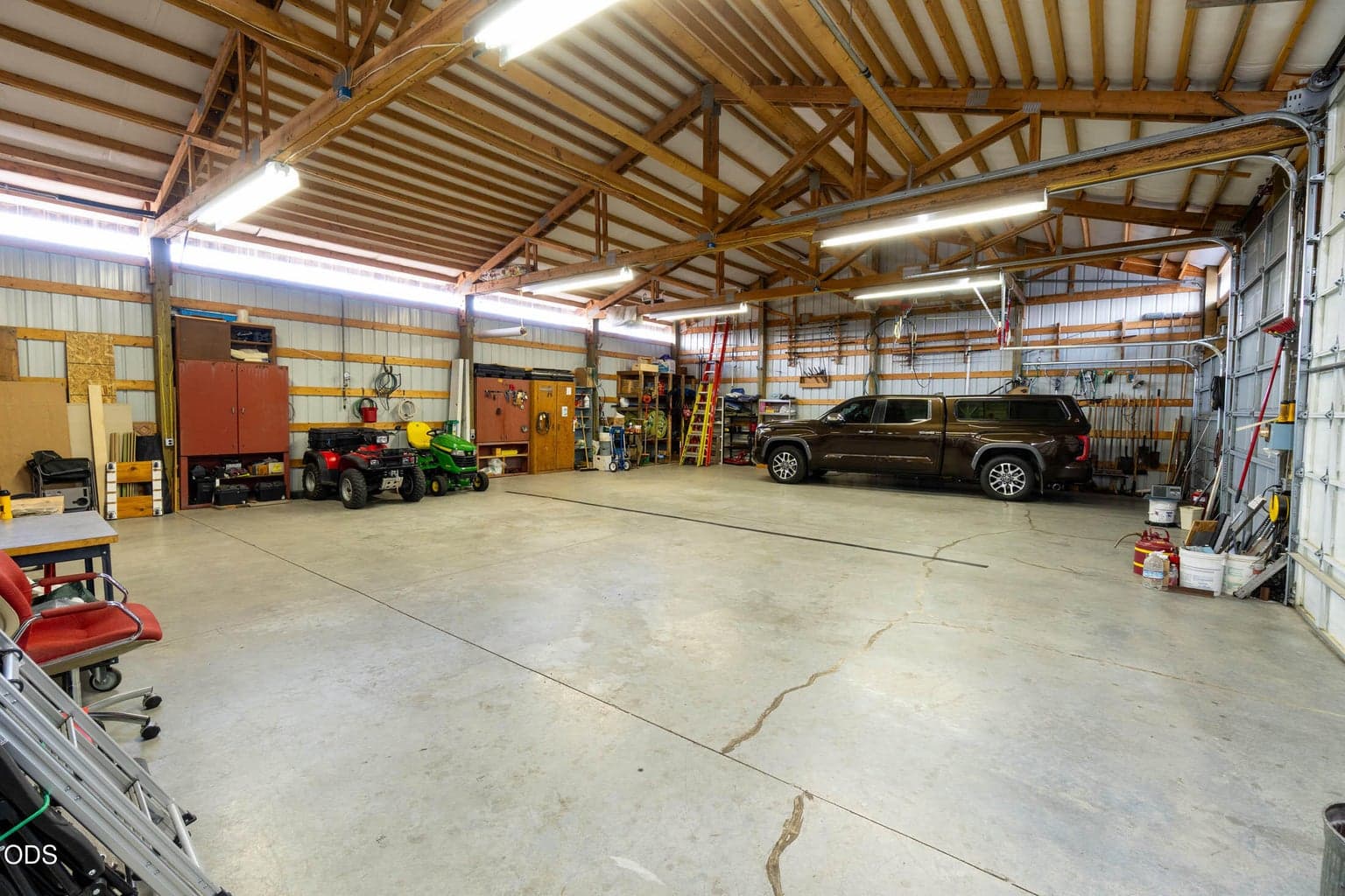 Photo of 9503 SE Ridge View Road 35 of 51