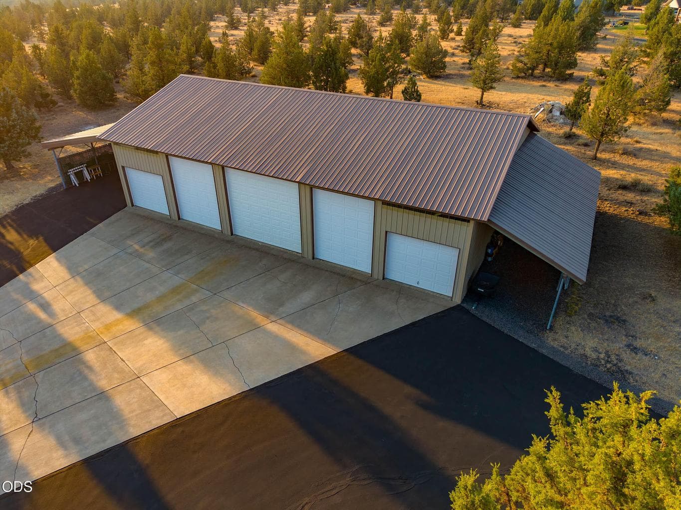 Photo of 9503 SE Ridge View Road 30 of 51
