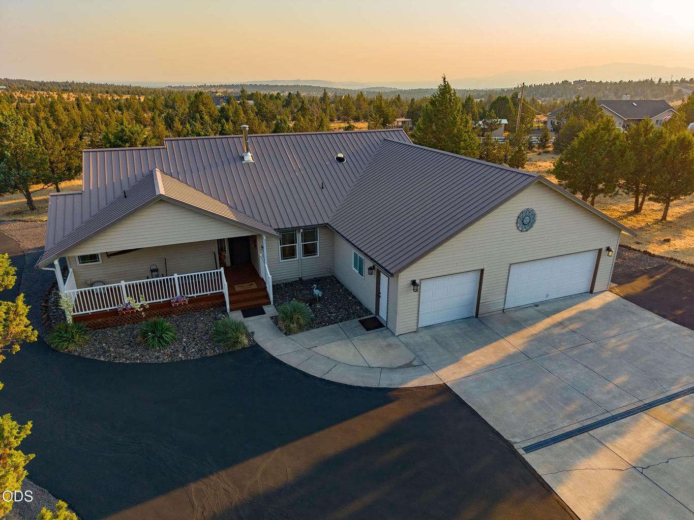 Photo of 9503 SE Ridge View Road 8 of 51