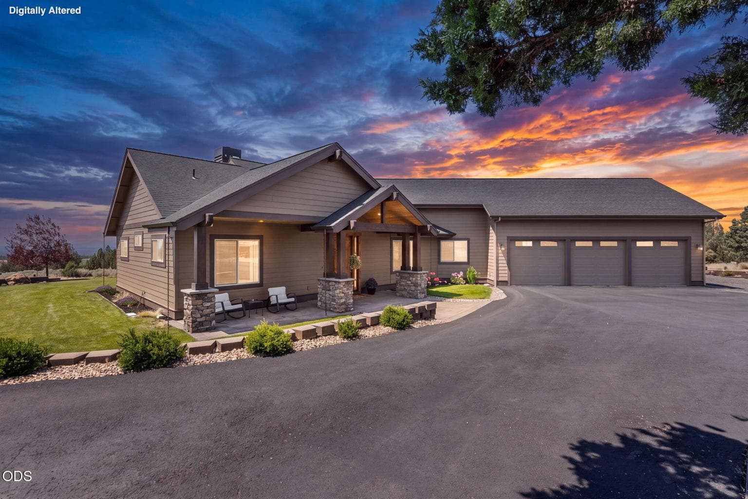 Photo of 13601 Harrison Way 2 of 81