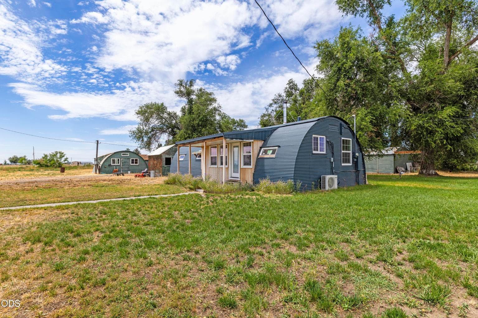Photo of 2740 Front Street 2 of 37