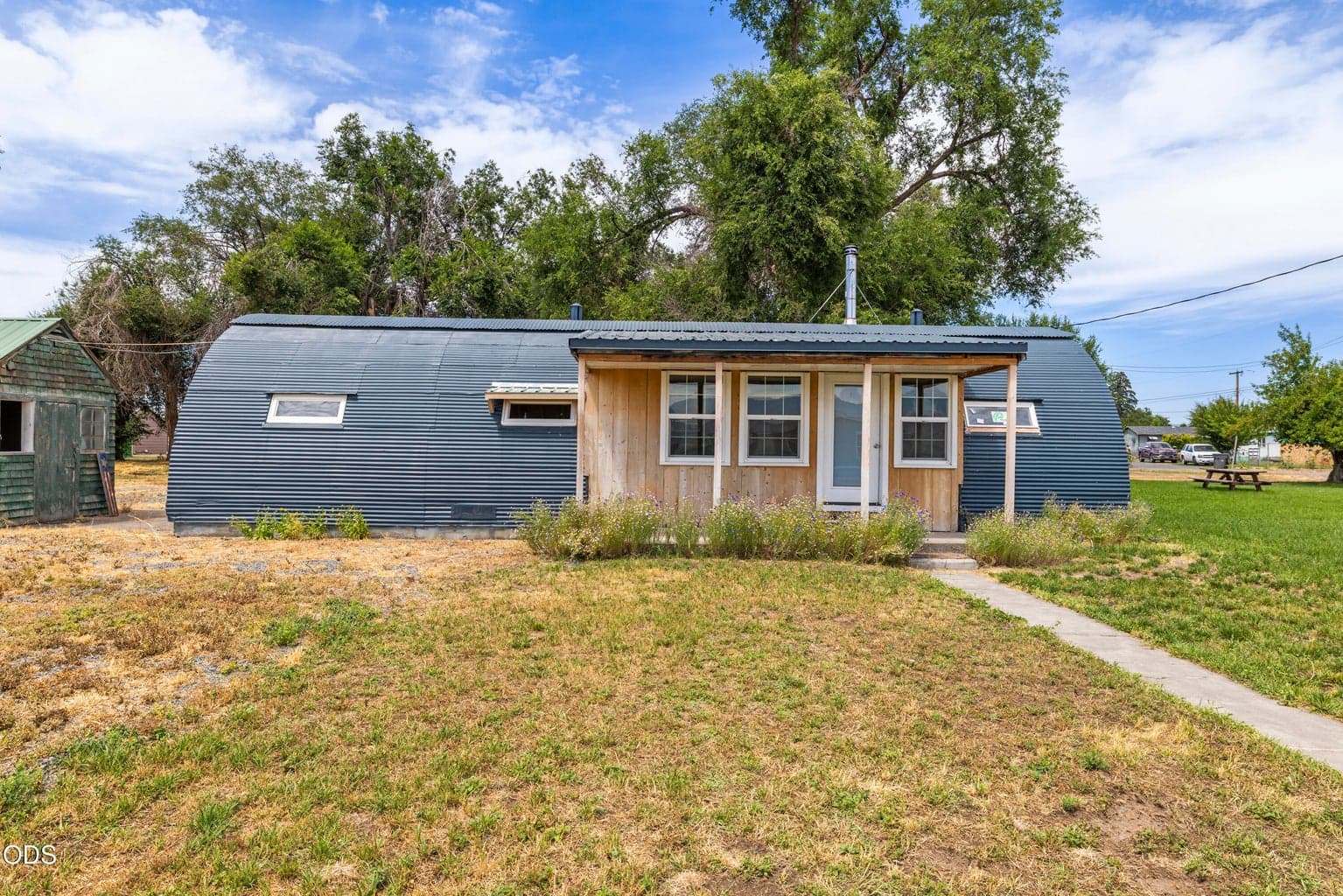 Photo of 2740 Front Street 3 of 37
