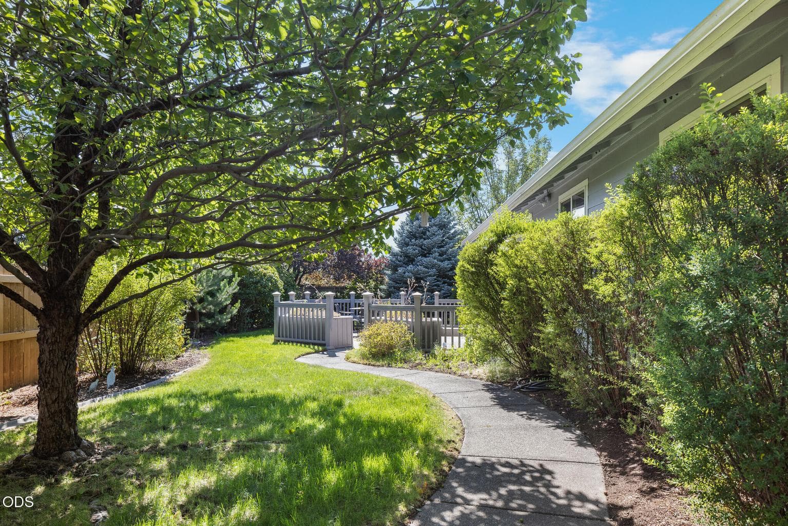 Photo of 2142 NW Nickernut Avenue 38 of 53