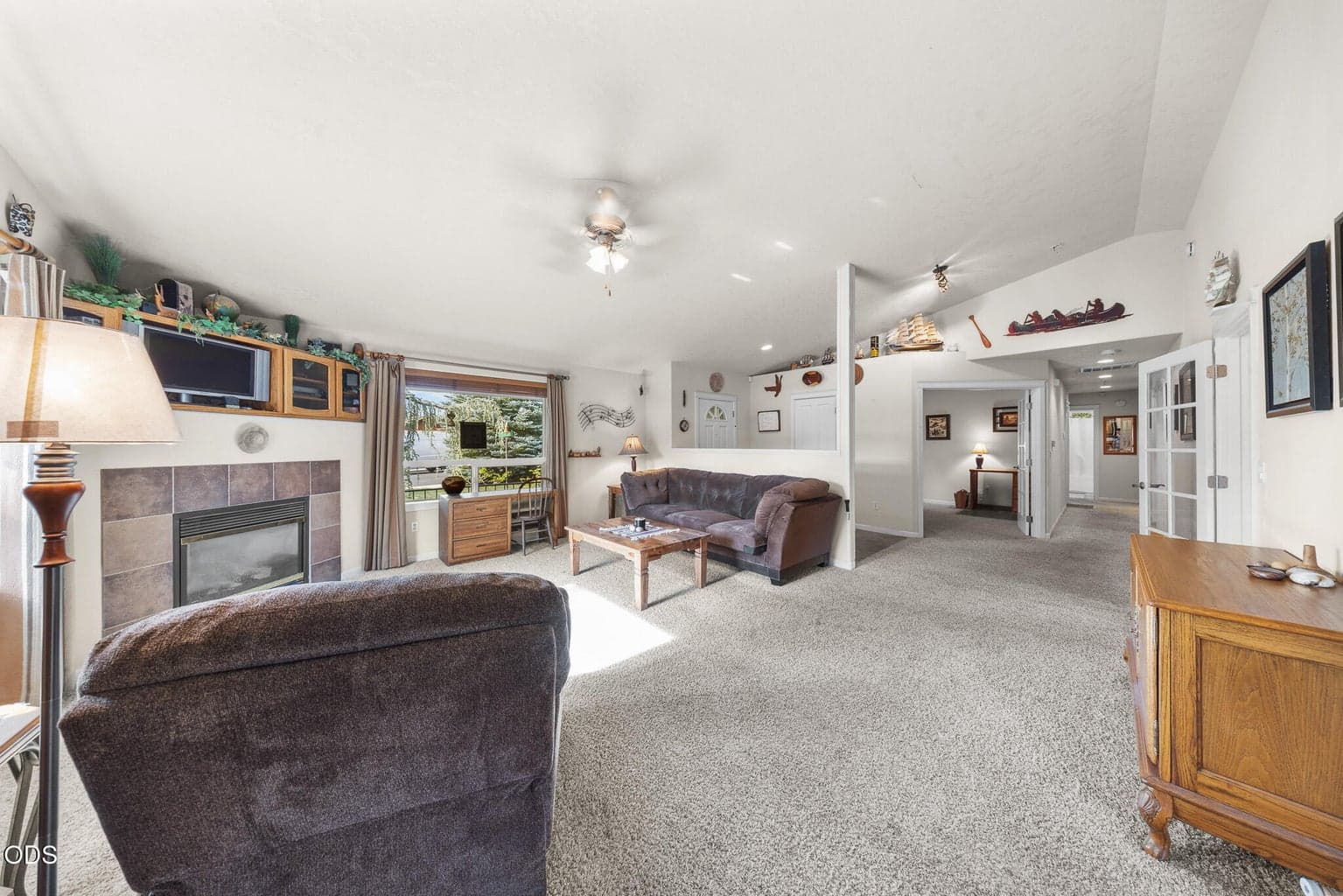 Photo of 2142 NW Nickernut Avenue 7 of 53