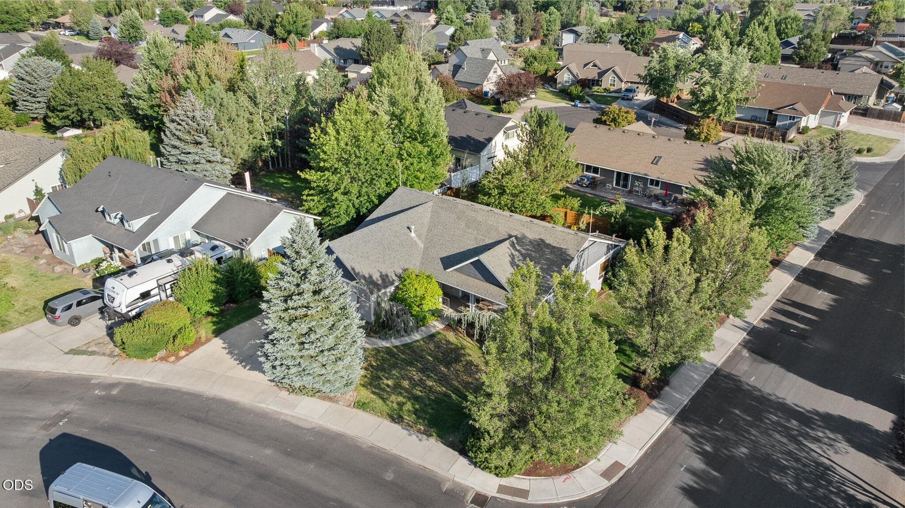 Photo of 2142 NW Nickernut Avenue 47 of 53