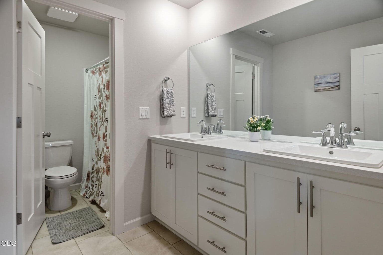 Photo of 4038 SW Quartz Avenue 24 of 30