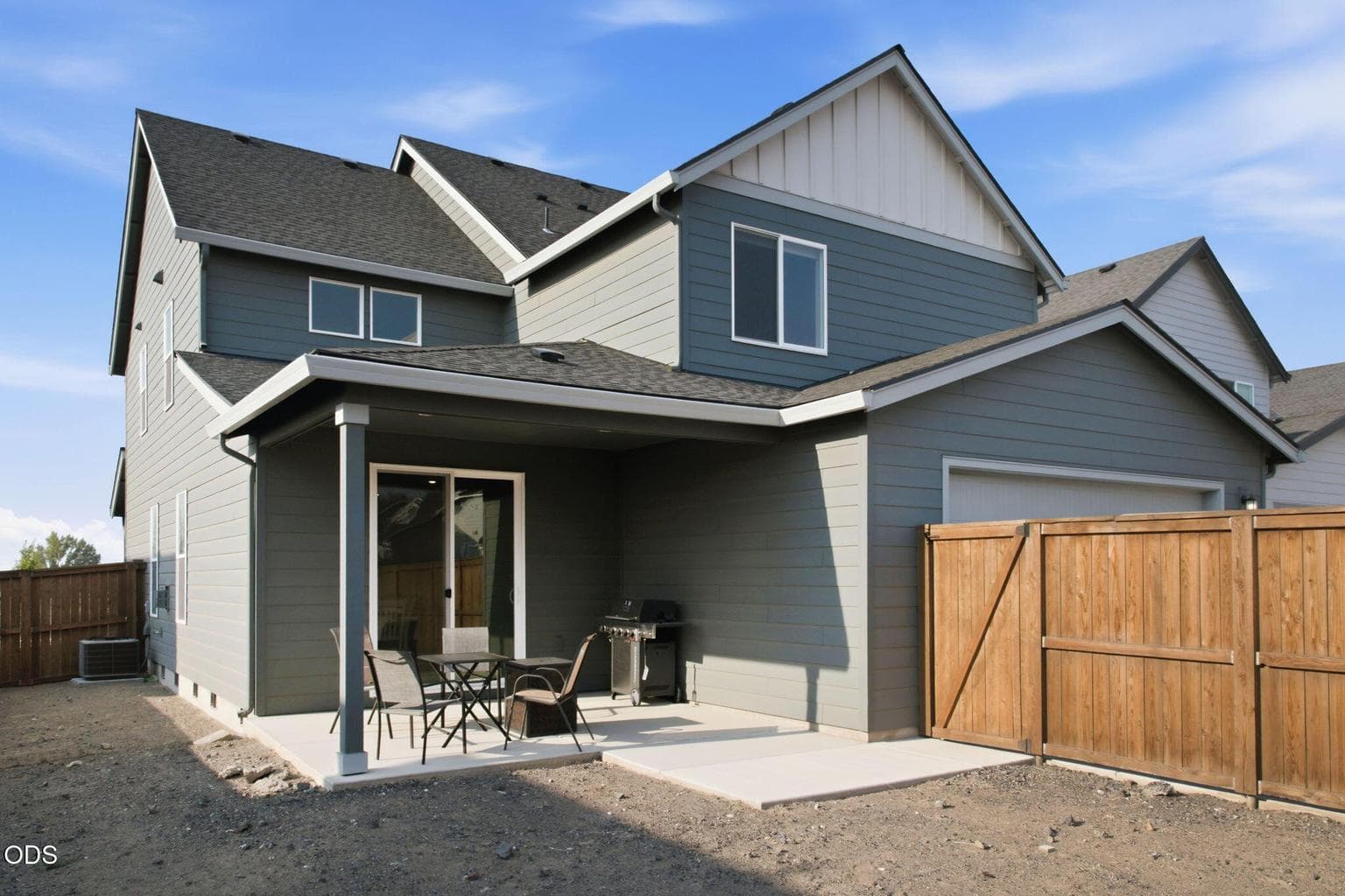 Photo of 4038 SW Quartz Avenue 28 of 30
