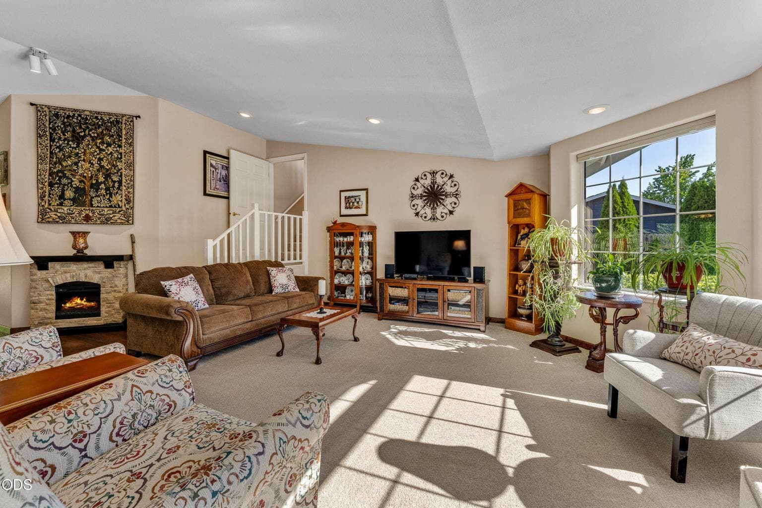 Photo of 139 Belindy Circle 4 of 44