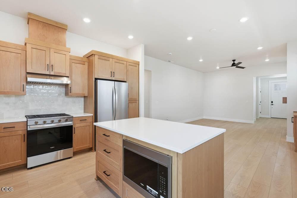 Photo of 60850 Barstow Place 5 of 17
