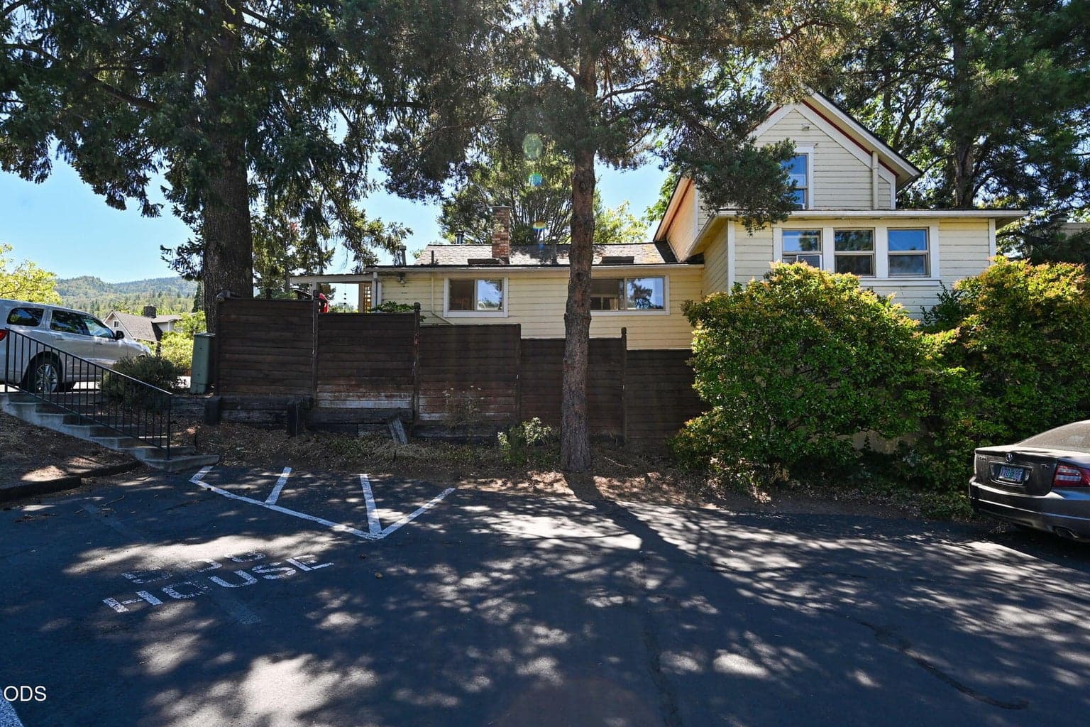 Photo of 508 Main Street 3 of 37