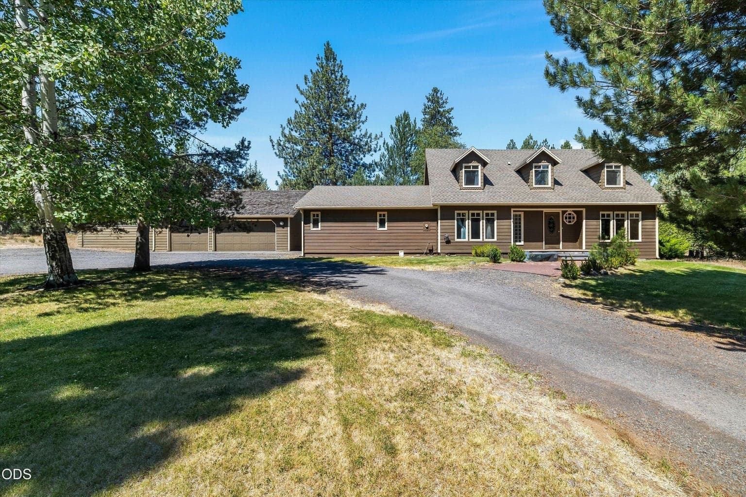 Photo of 60325 Woodside Road 1 of 40