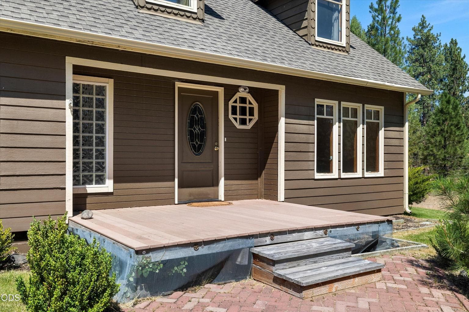 Photo of 60325 Woodside Road 3 of 40